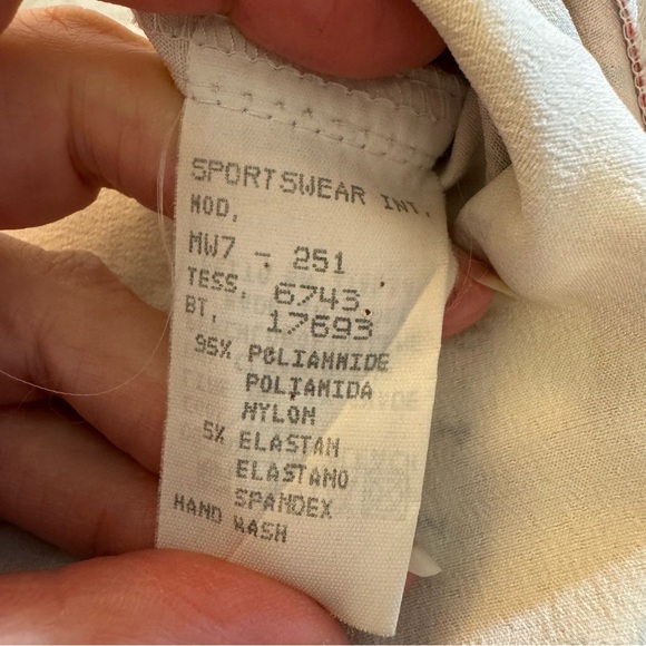 1990s Moschino Jeans iconic Italian tribute print ladies blazer jacket - Picture 13 of 14